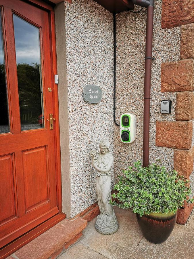 Newton Reigny Sunset House B&B 외부 사진